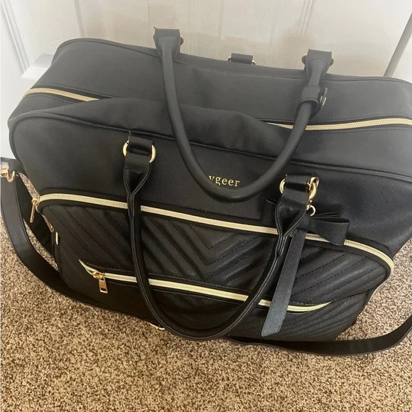 Taygeer 17” Black Laptop Work Bag, Quilted Leather, Waterproof - Picture 3 of 7